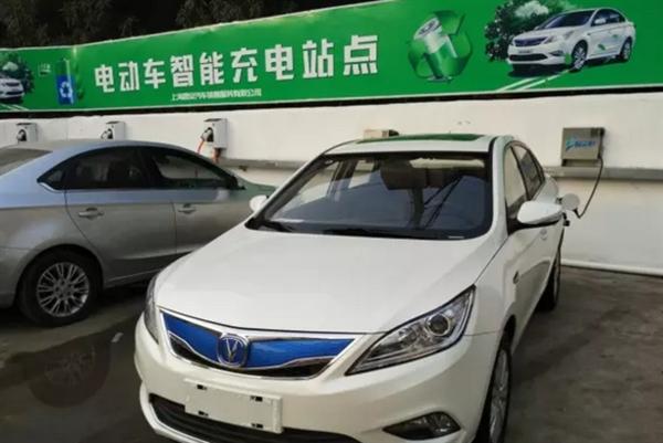 中国统一电动汽车充电标准:特斯恐水土不服-