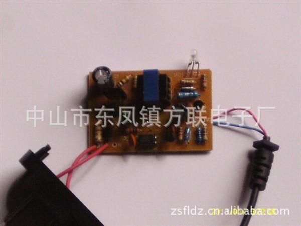 直充 充电电流 500(ma) 电池类型 锂电池 指示功能 有指示功能 接口图片