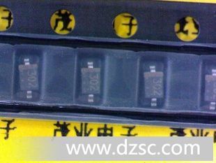RD3.0S/3.0V稳压二*管/0805-3V/NEC
