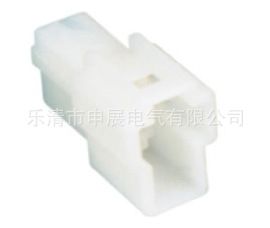 DJ7022-6-11带自锁连接器 接插件