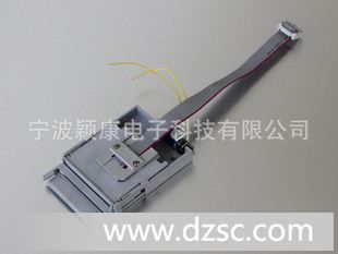 供应YK812自弹型IC卡座(特点）