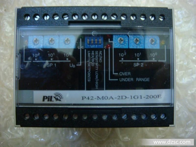德国  PIL   传感器 P42-M0A-2D-1G1-200E
