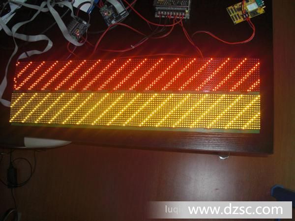 恒流驱动LED车载屏*模组P7.62*6三字单元板中巴线路屏**
