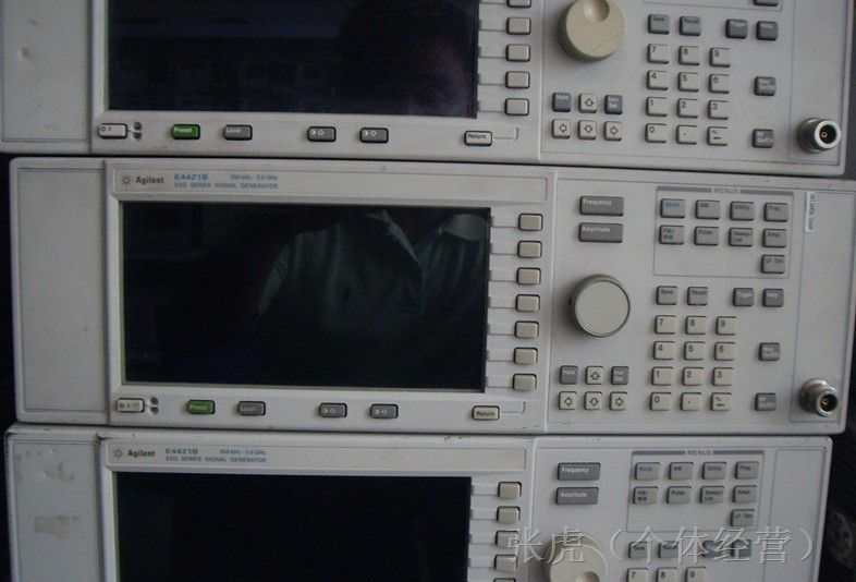 信号发生器E4421B E4421B