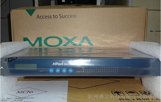 供应MOXA NPort5630-16 16串口联网 代理