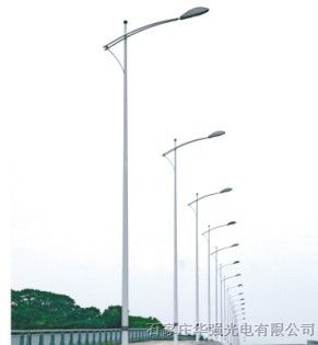 供应沧州太阳能路灯30W设计方案