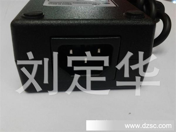 12V10A适配器输入品字型