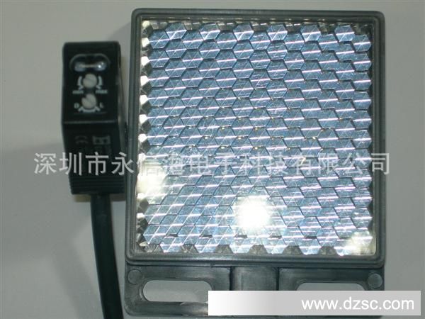 OMRON/小方型,鏡片反射式4M,光電開關E3Z-R61/中國製NPN