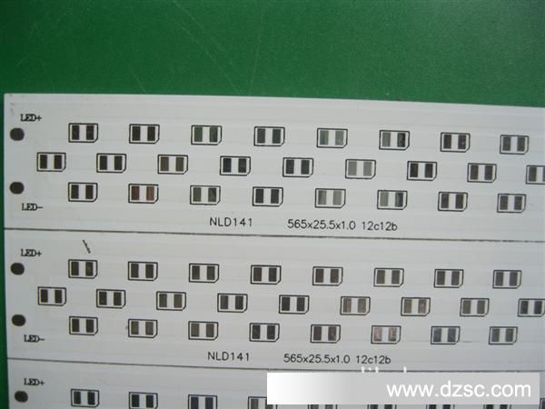 大量供应 LED 日光灯铝基板 PCB 快速打样 订做2835铝基板