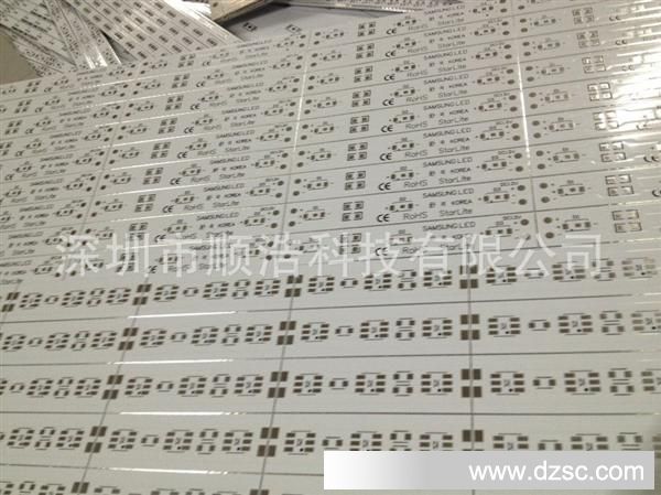 深圳生产LED铝基线路板PCB FR-4单面玻纤板 快速打样 交期准！