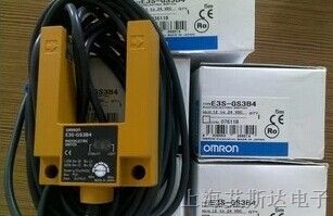 供应全新原装 OMLON欧母龙 光电开关E3S-GS3B4 特价优惠