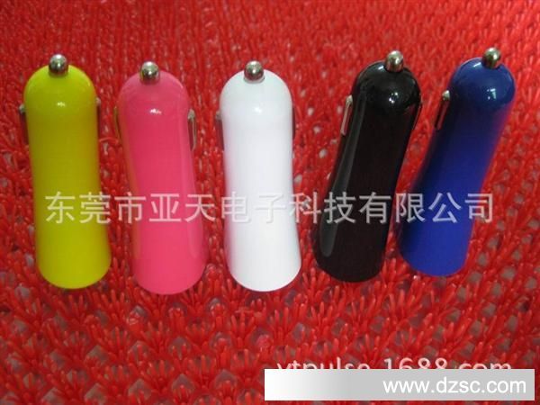 3.1A CAR CHARGER (166)