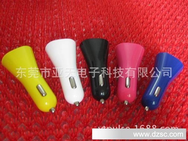 3.1A CAR CHARGER (165)