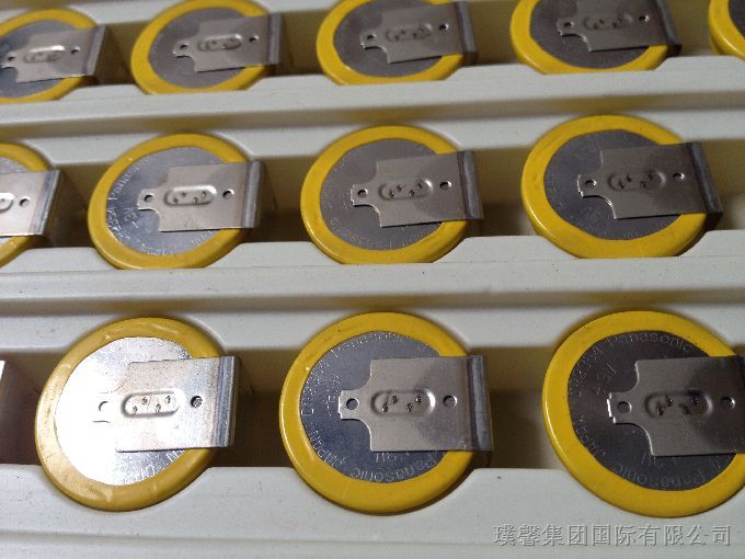 供应Panasonic松下锂离子纽扣电池CR2354（3V 23 X 5.4 MM 560mA），CR2032、CR3032
